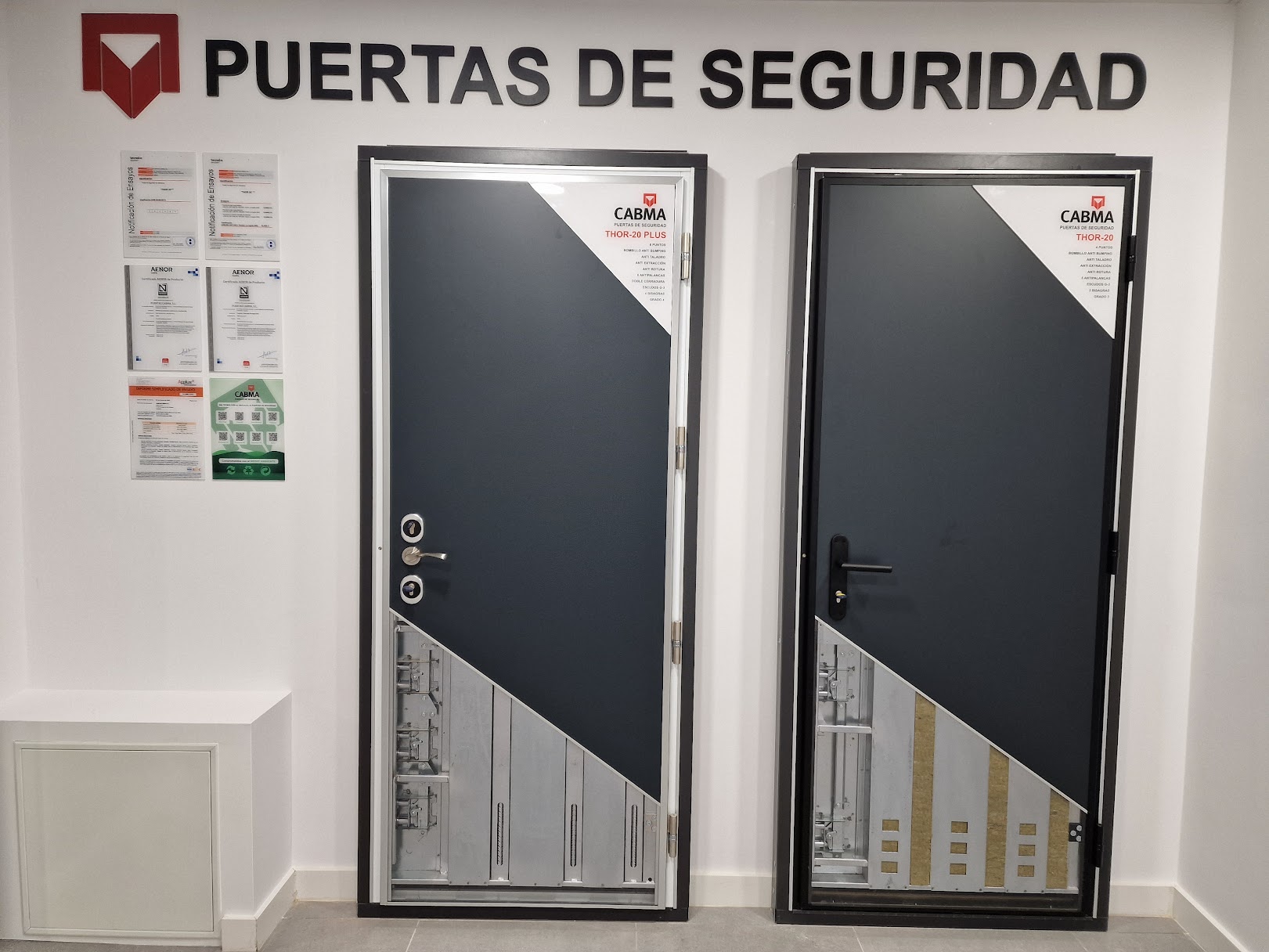 Instalación de cilindros antibumping para puertas exteriores